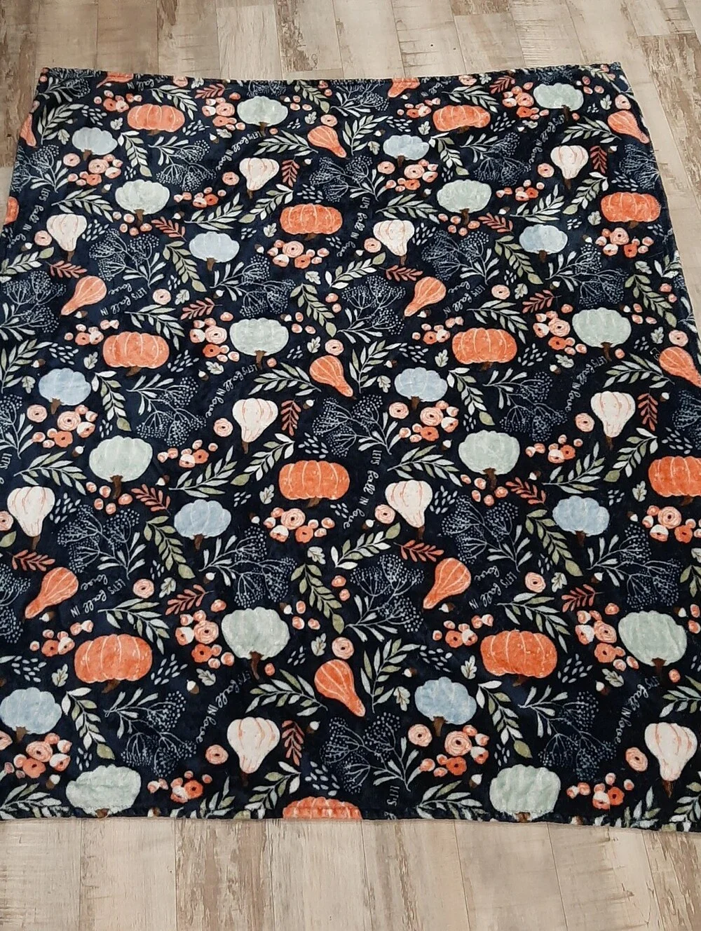 🛍Velvety Fleece Blanket 56”x49” Fall Themed Squash Pumpkins Let's Fall In Love